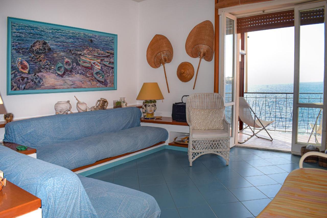 Acitrezza View Leilighet Aci Castello Eksteriør bilde